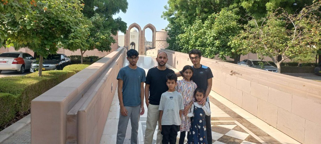 Family private tour Sultan Qaboos Grand Mosque Muscat Oman