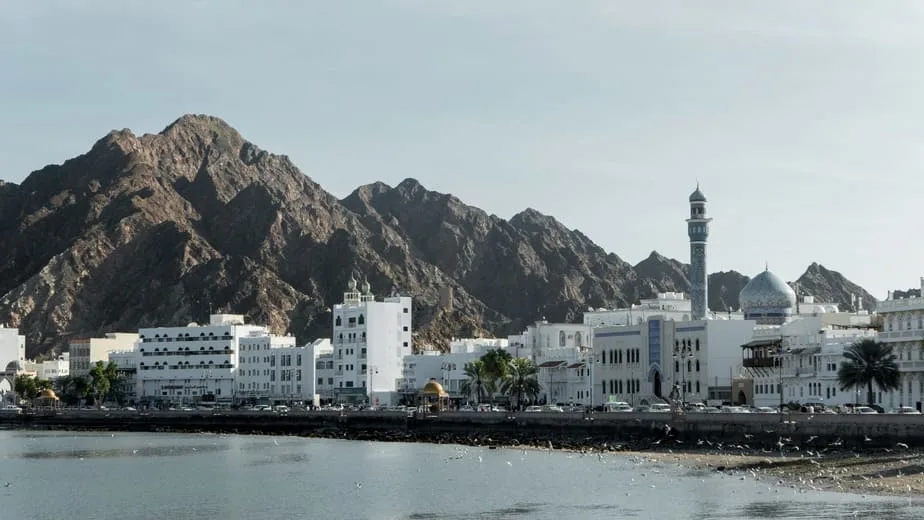Wo liegt Oman? Sehenswürdigkeiten, Reiserouten und Tipps für den ersten Besuch