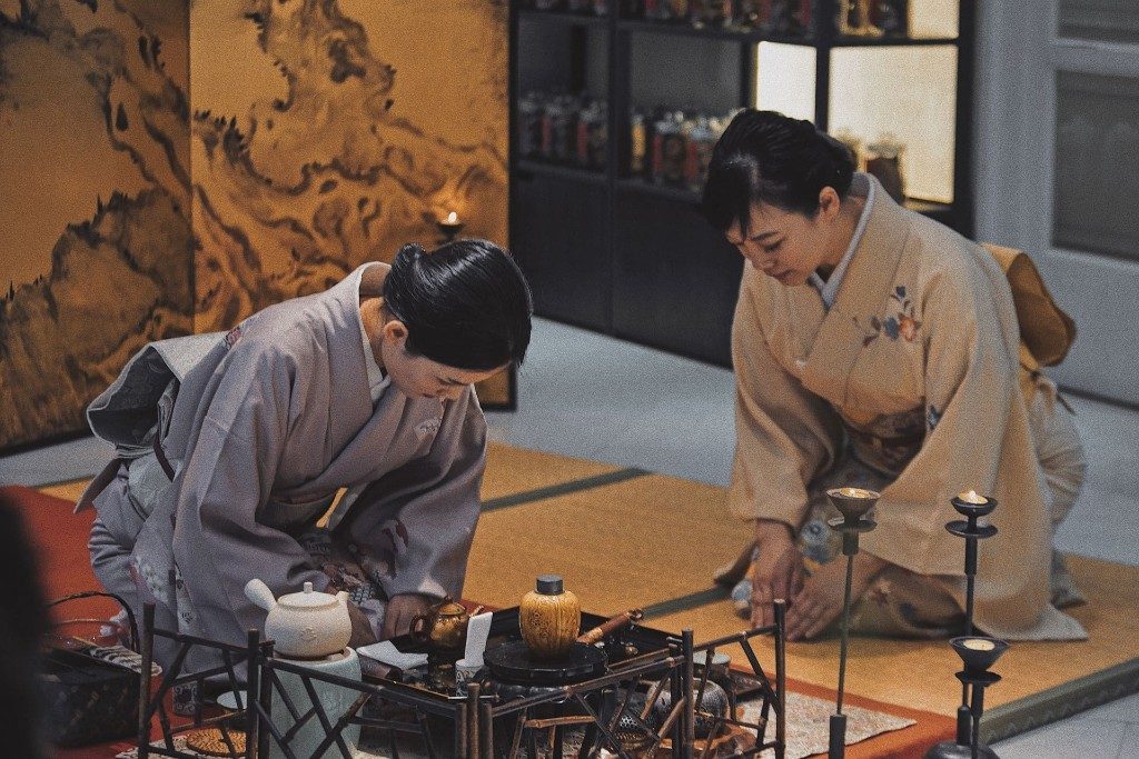 Oman travel guide article: Surprising Cultural Parallels Between Japan and Western Asia