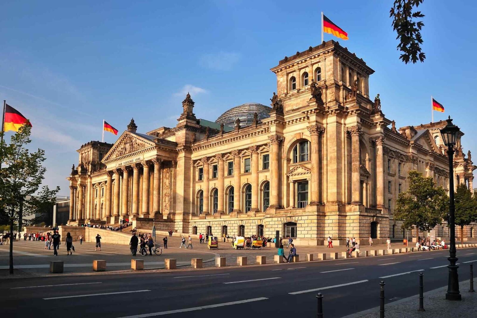 destination-berlin-01 https://omantour.in/wp-content/uploads/2018/09/destination-berlin-01.jpg