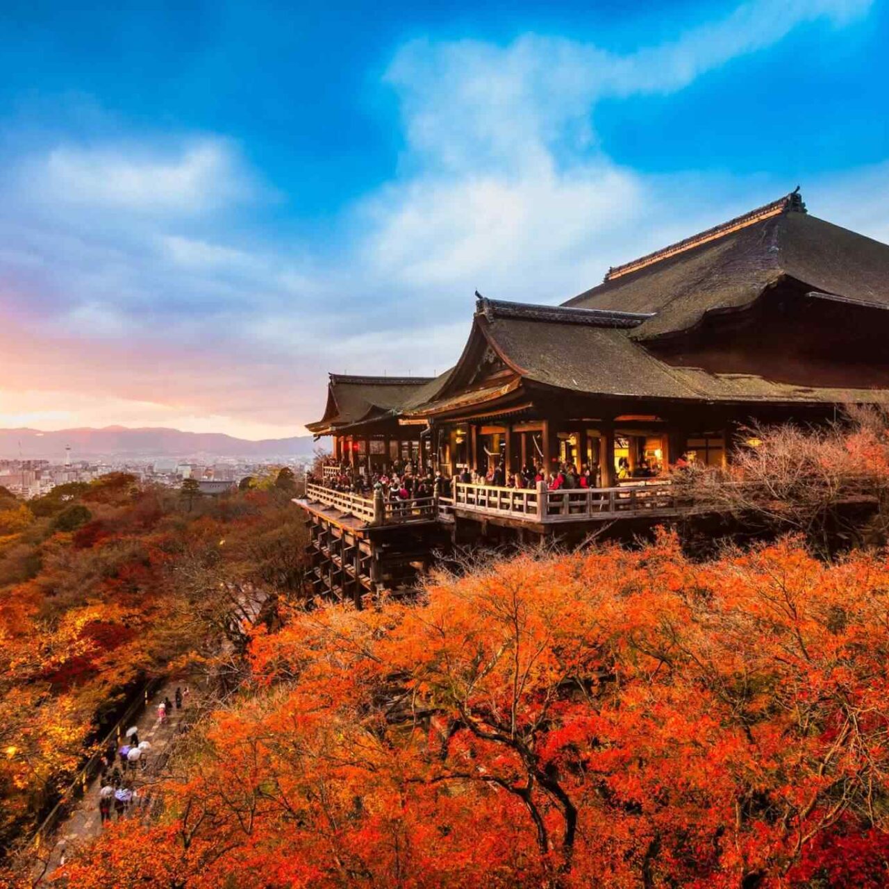 https://omantour.in/wp-content/uploads/2018/09/destination-kyoto-01-1280x1280.jpg