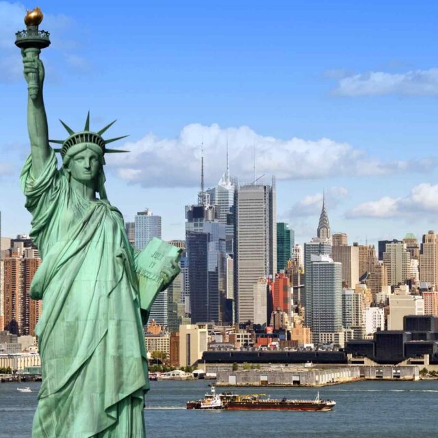 https://omantour.in/wp-content/uploads/2018/09/destination-new-york-01-640x640.jpg