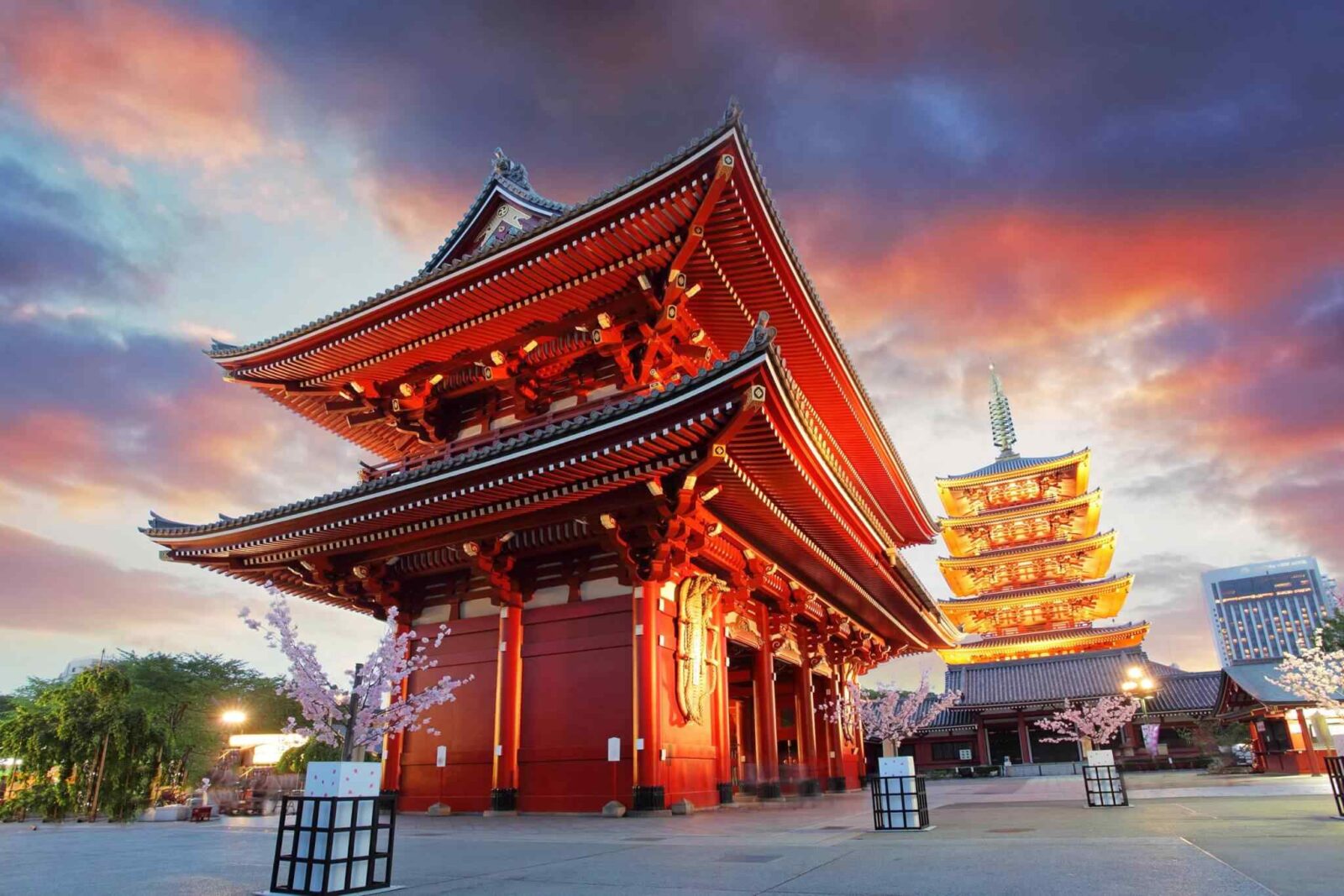 https://omantour.in/wp-content/uploads/2018/09/destination-tokyo-01.jpg